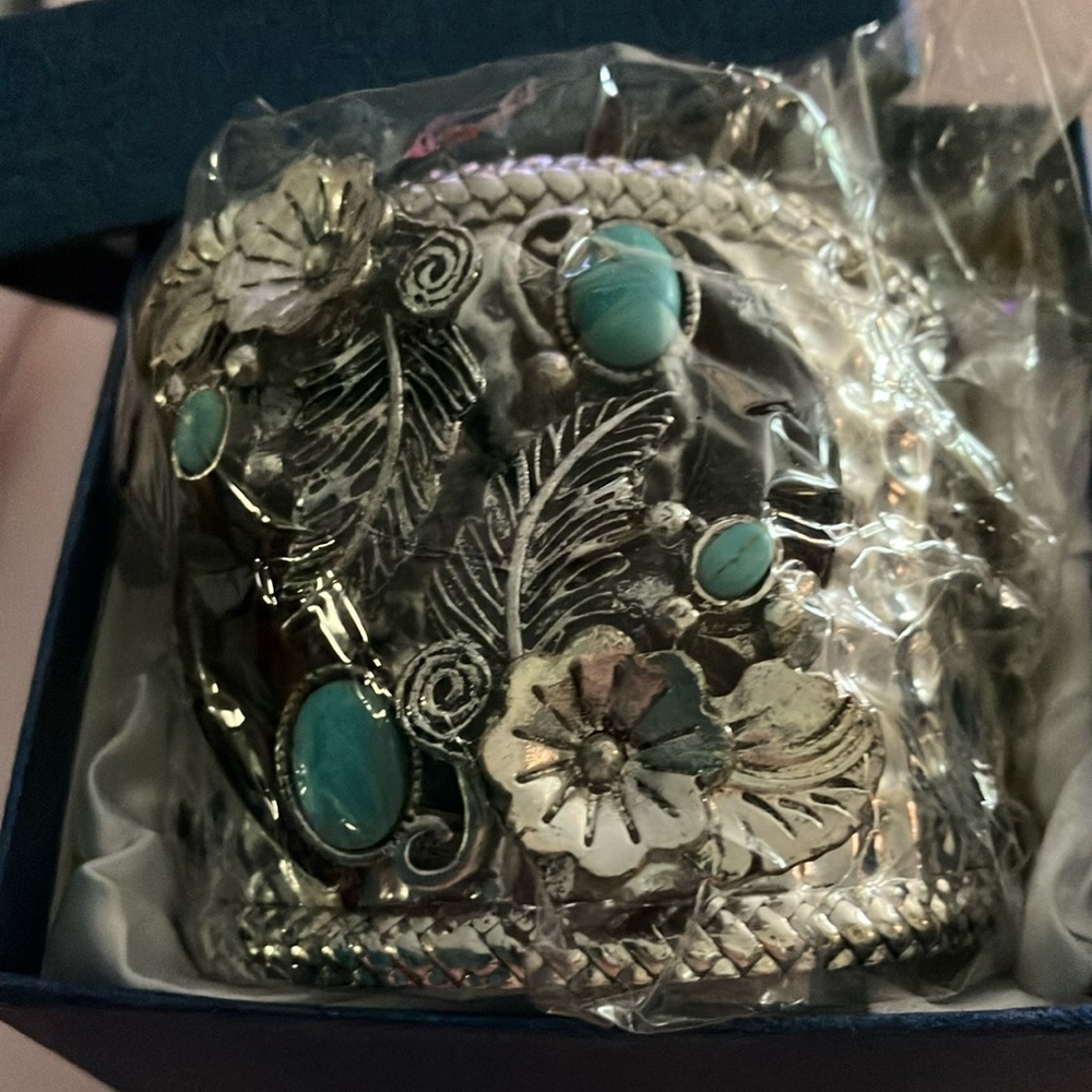 NEW JTV Silver Bracelet with real Turquoise Accents 2.5 widest part cuff NEW - Picture 9 of 11